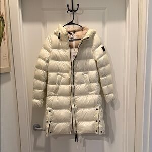 Dekker Women's Light Cream Puffer Coat